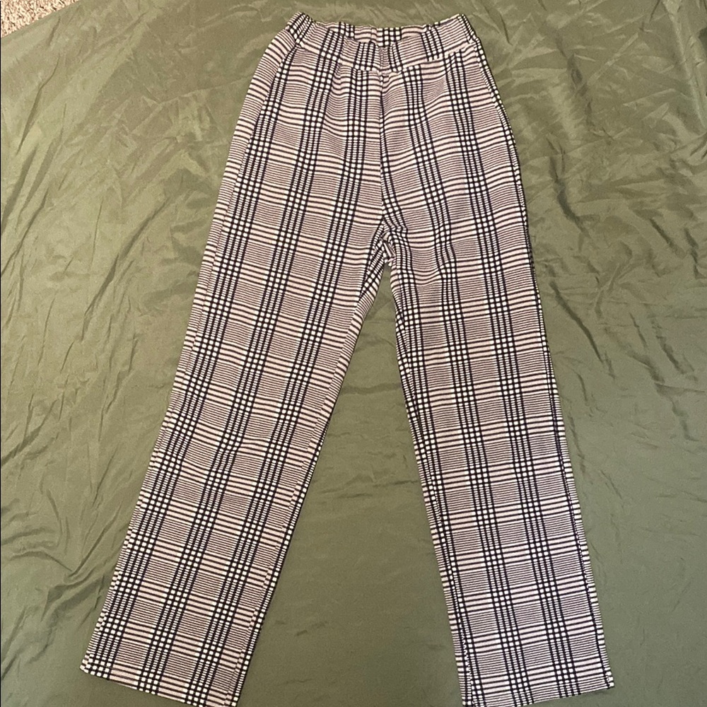 Plaid Straight-Leg Pants in Black and White